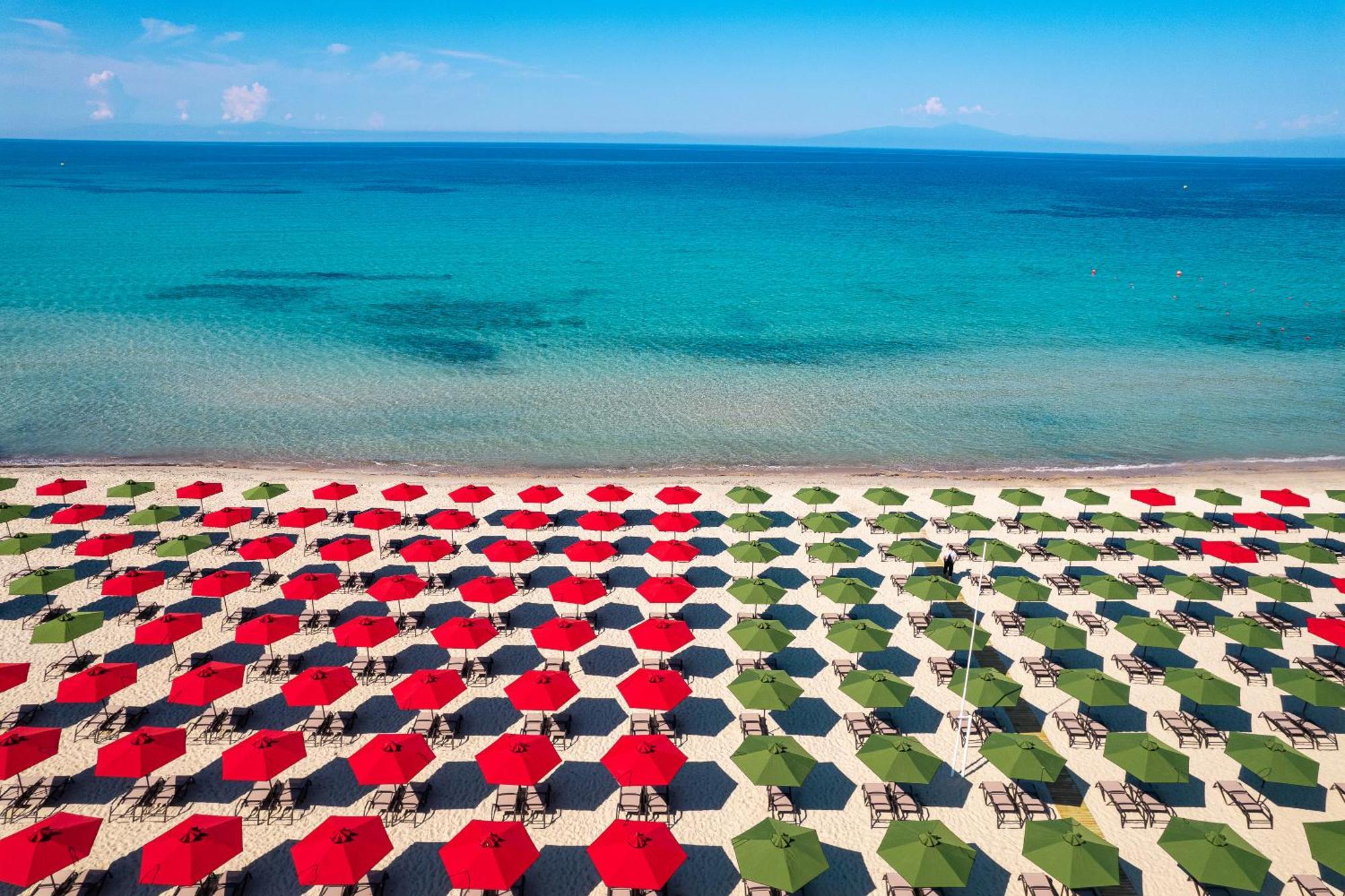 Simantro Beach Sani  Esterno foto The beach of Portals Nous