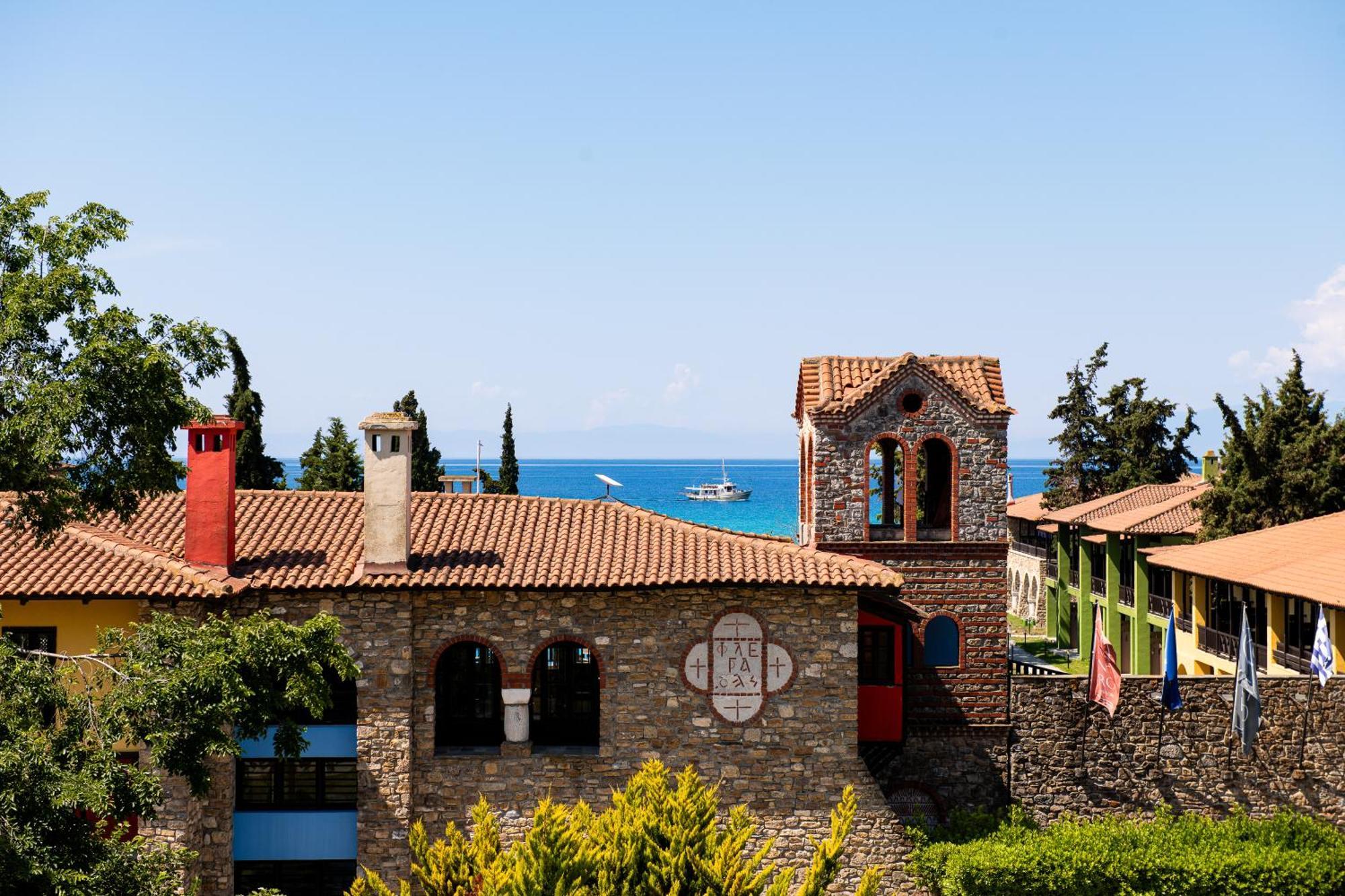 Simantro Beach Sani  Esterno foto The monastery of Panagia Tourliani