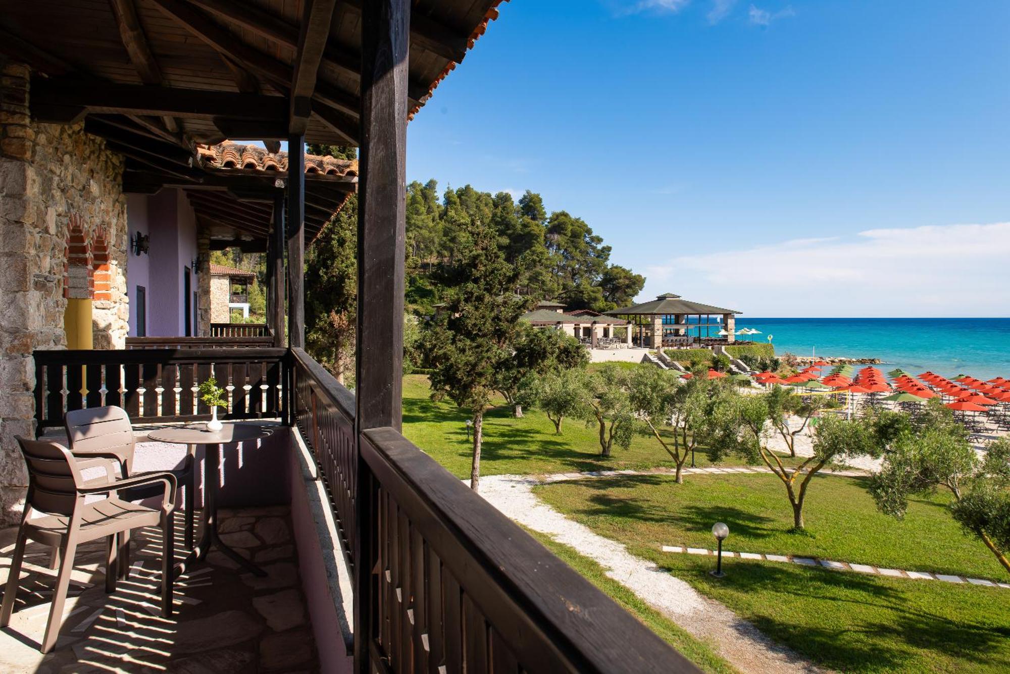 Simantro Beach Sani  Esterno foto View from the hotel